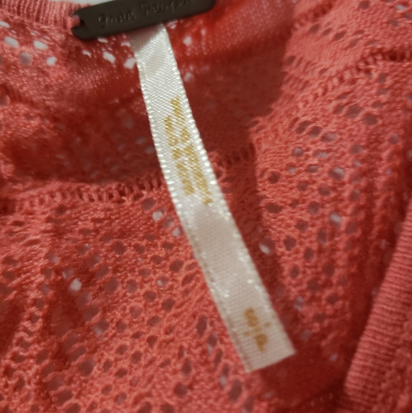 Crop Top - Picture 2 of 3